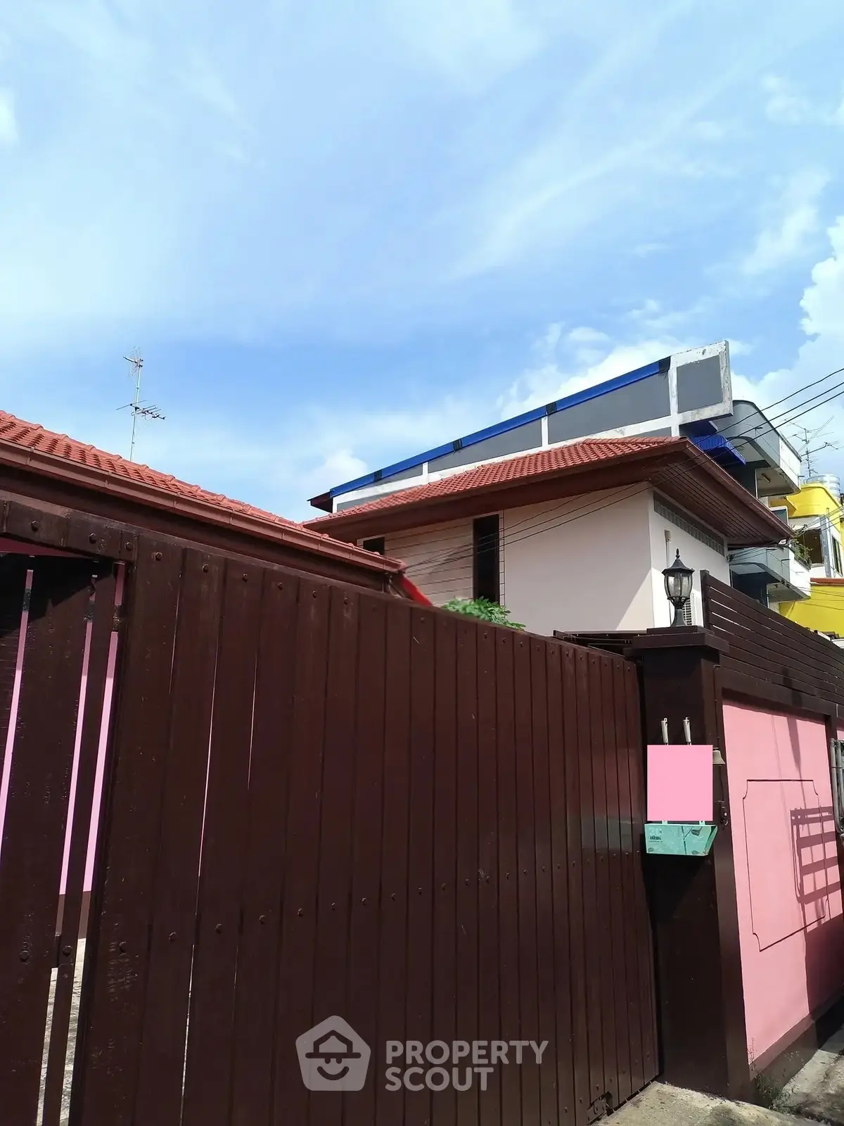 bcf9d44abaec432630ef0657218428d6.jpg