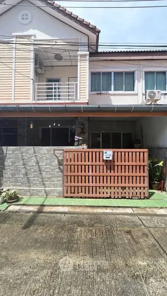 image_rental-28658808