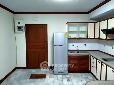 image_rental-7451659