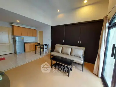  1 Bedroom Condo at Silom Terrace Condominium-4
