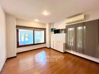 image_rental-29271978