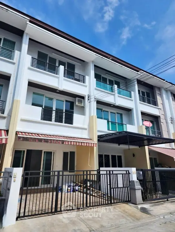 image_rental-30595797