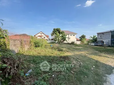 Spacious vacant land with potential for development in a serene neighborhood, ideal for building a dream home.