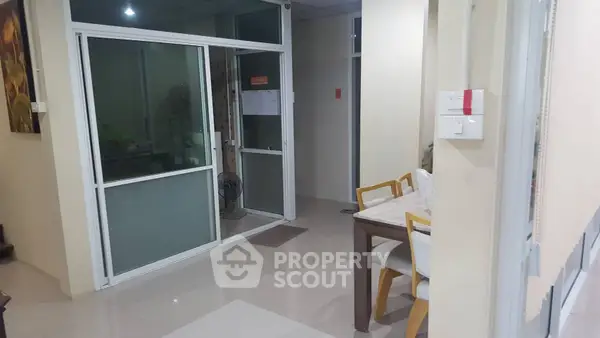 image_rental-27236693