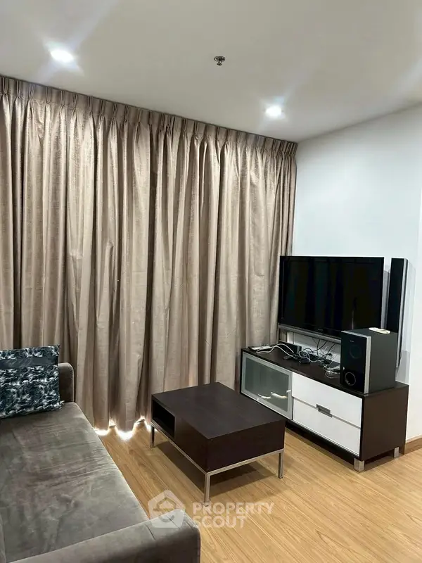 image_rental-27010221