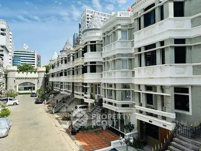 image_rental-29298917