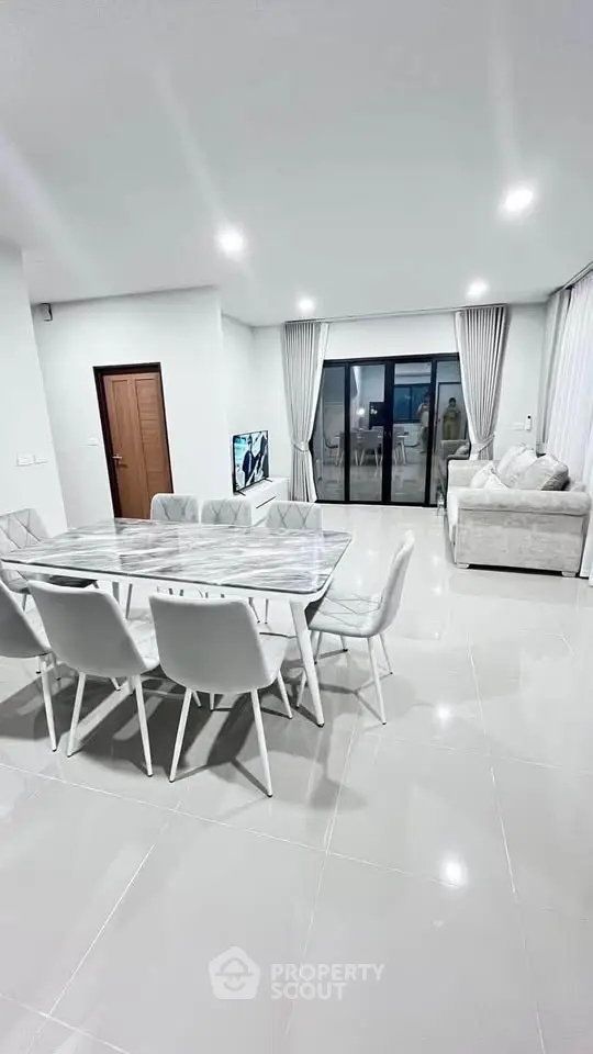 image_rental-30475230