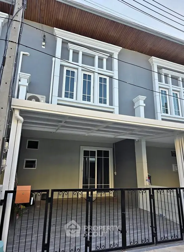 image_rental-28688703