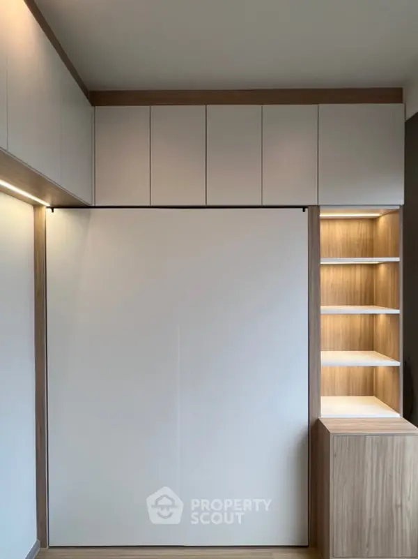 image_rental-30999768