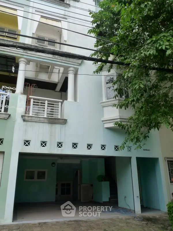 image_rental-27214092