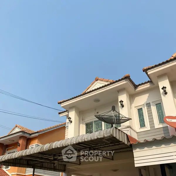 image_rental-8331176