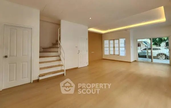 image_rental-31521272