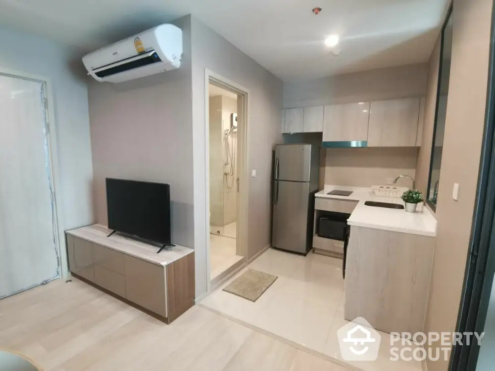  1 Bedroom Condo at Life One Wireless ไลฟ์ วัน วิทยุ Livingroom