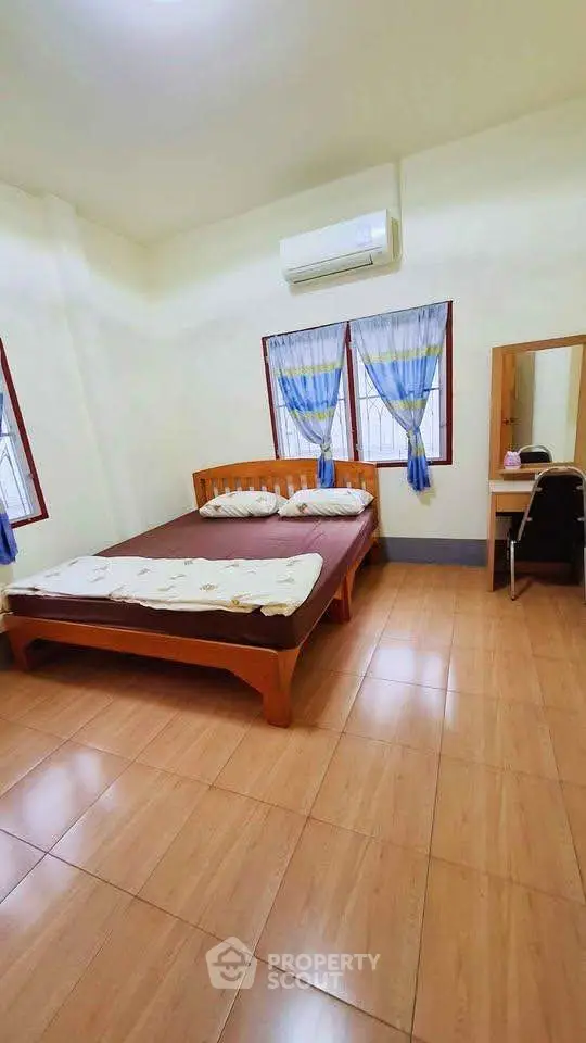 image_rental-30643717