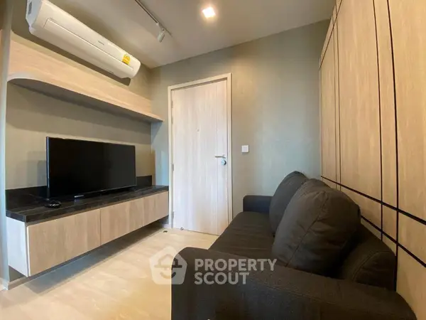 image_rental-5289982