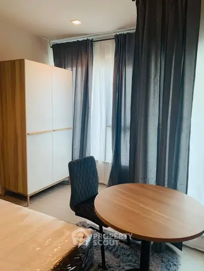 1 Bedroom Condo at Life Sathorn 10-4