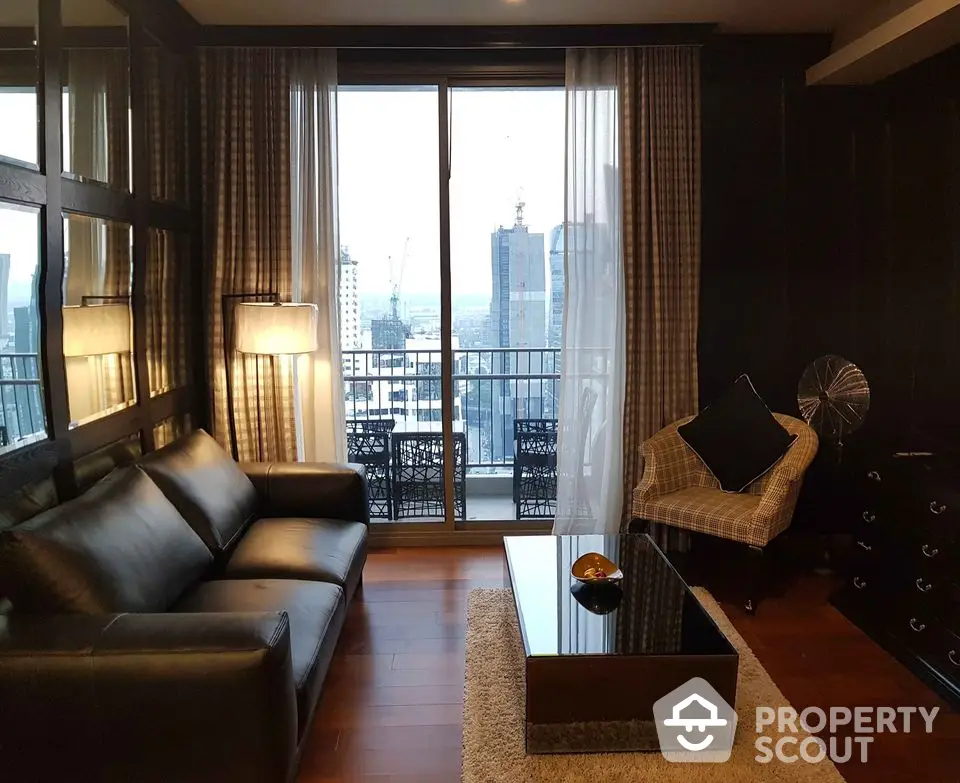  2 Bedrooms Condo at Quattro By Sansiri-1