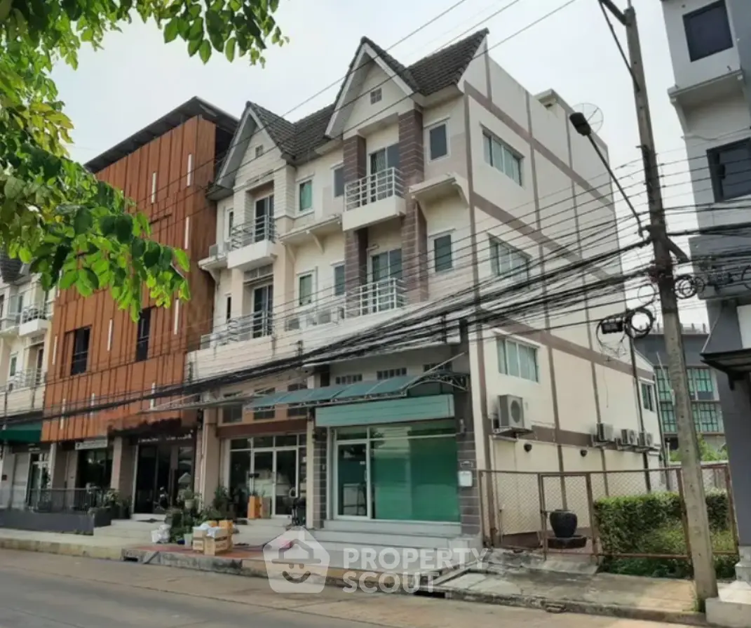 Screenshot 2025-12-27 102325.png