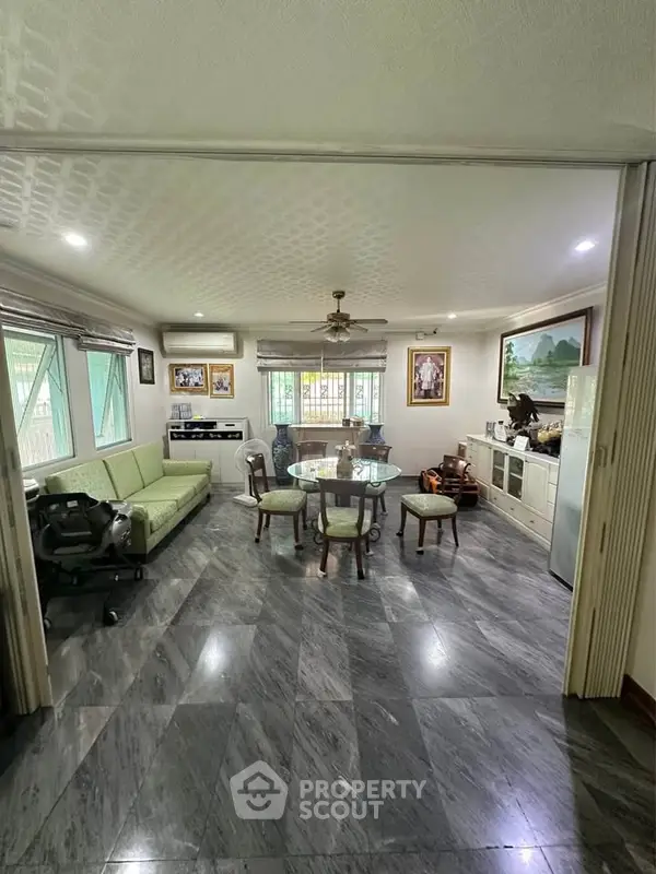 image_rental-29029964