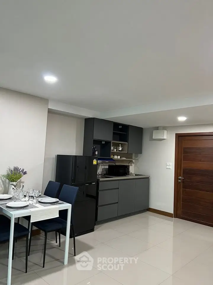 Grandview Condominium