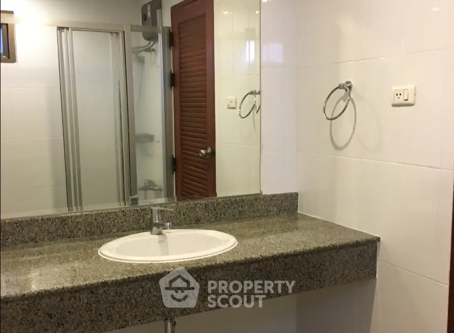  1 Bedroom Condo -1