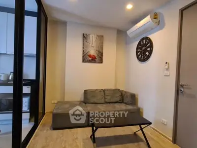  1 Bedroom Condo at The Base Central อุดรธานี Livingroom