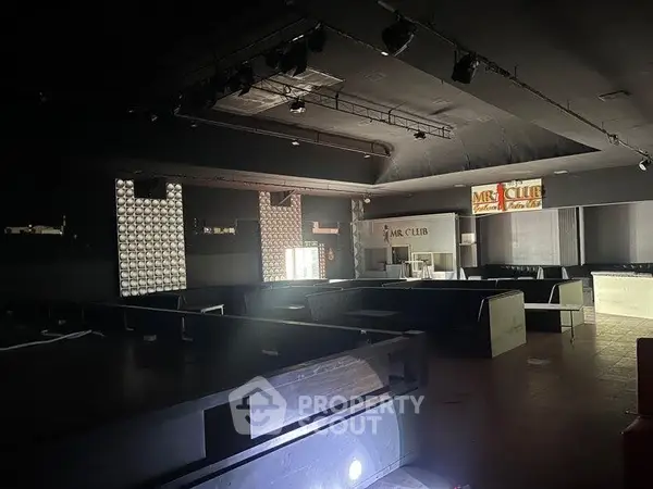 image_rental-27948047