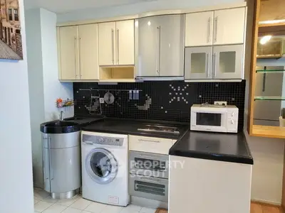  2 Bedrooms Condo at Green Point Silom-5