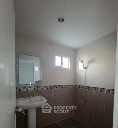 Screenshot 2568-06-09 at 11.10.16.jpg