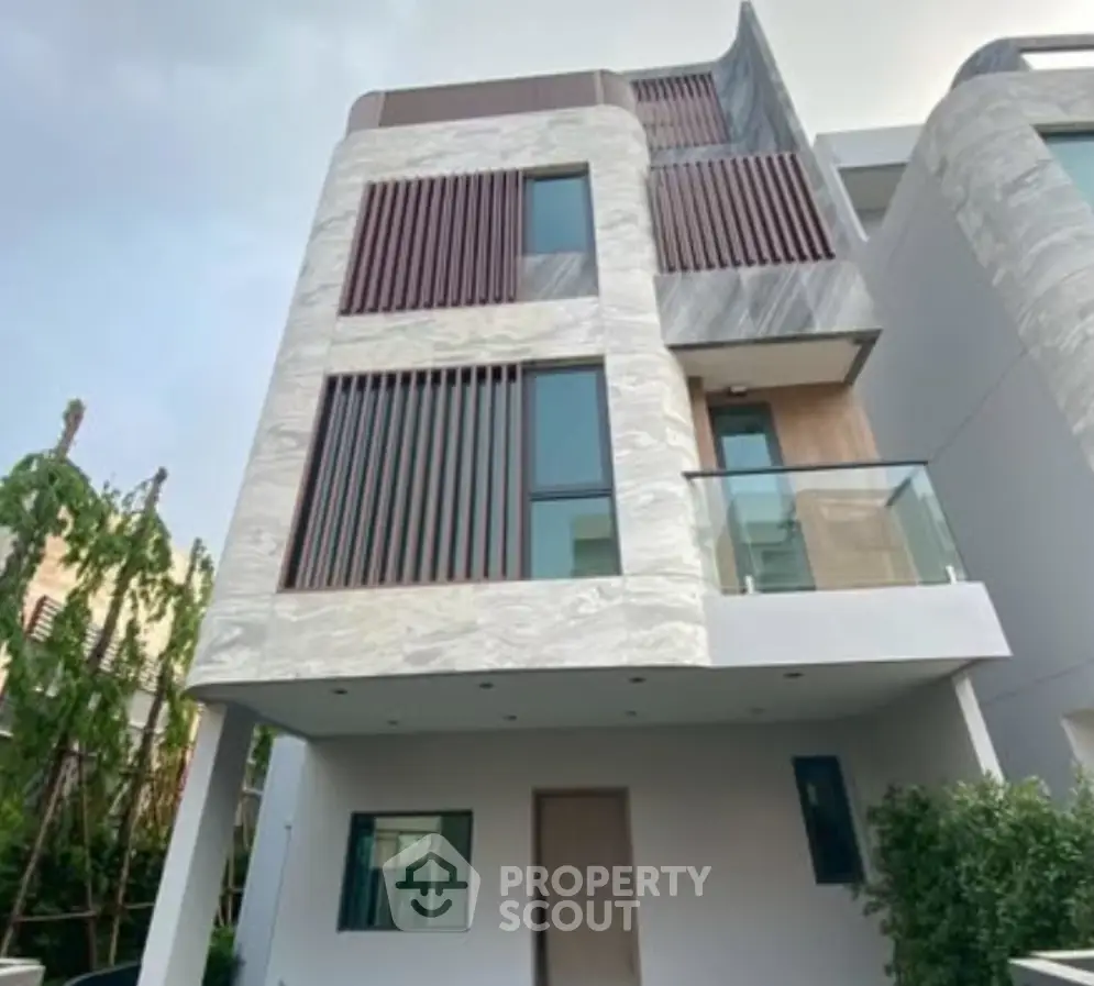 Screenshot 2025-11-04 091637.png