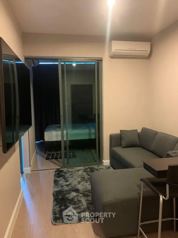 image_rental-10188746