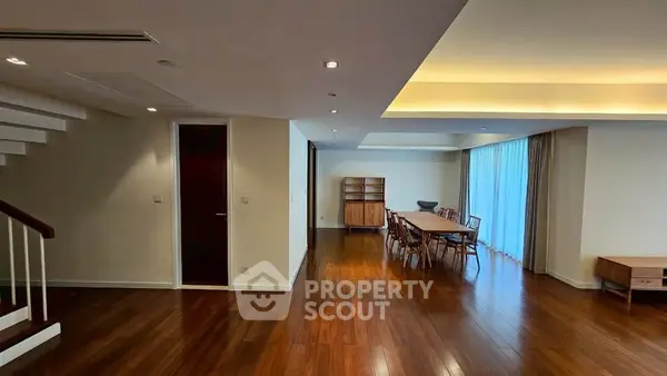 image_rental-30926403