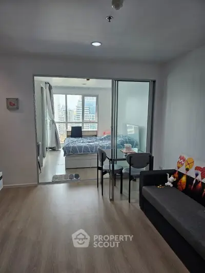 image_rental-27702763