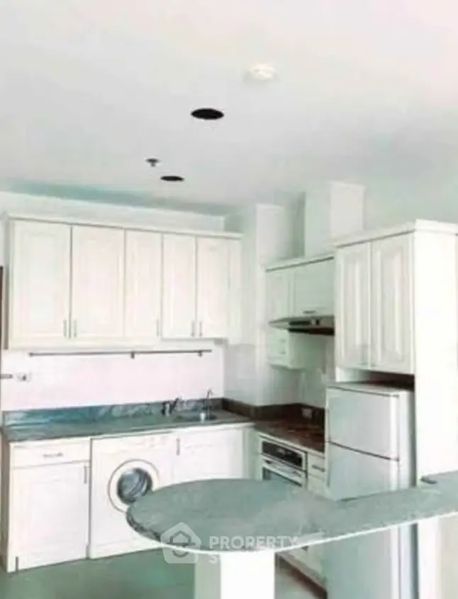 Screenshot 2568-12-14 at 22.14.03.jpg