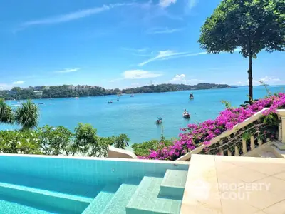 Stunning oceanfront property with infinity pool and breathtaking sea views