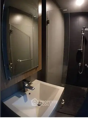  1 Bedroom Condo at The Unique 10-1
