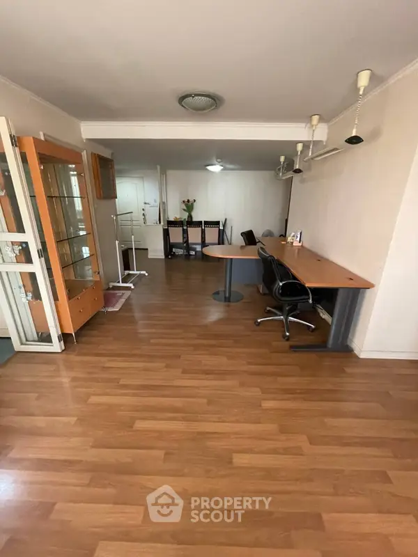 image_rental-27912652