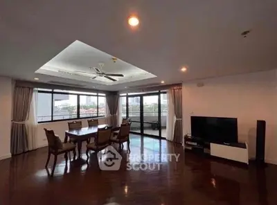 2043960-4-Photoroom.png