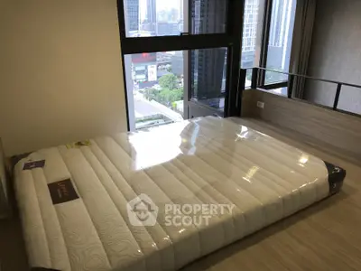  1 Bedroom Condo at Chewathai Residence Asoke-2