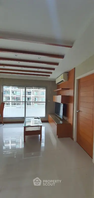  2 Bedrooms Condo -9