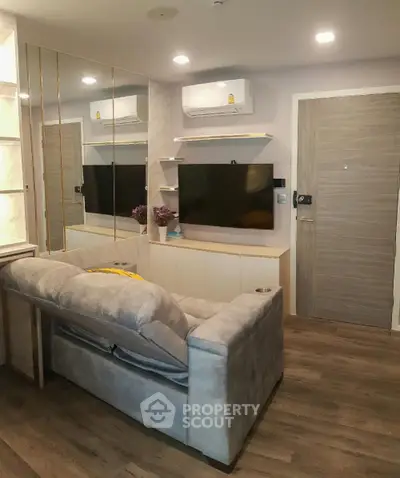  2 Bedrooms Condo at Atmoz Ratchada Huaikwang-7