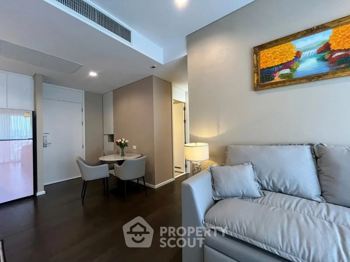 Modern living room with elegant decor and cozy seating area