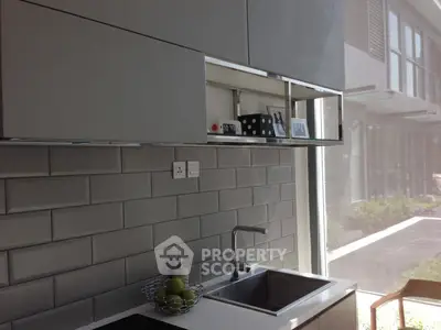 Fully Furnished 1 Bedroom Condo at Ideo Mobi Sukhumvit-3