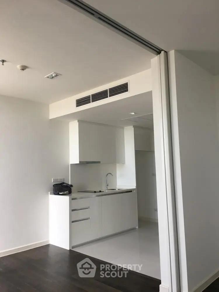  1 Bedroom Condo -1