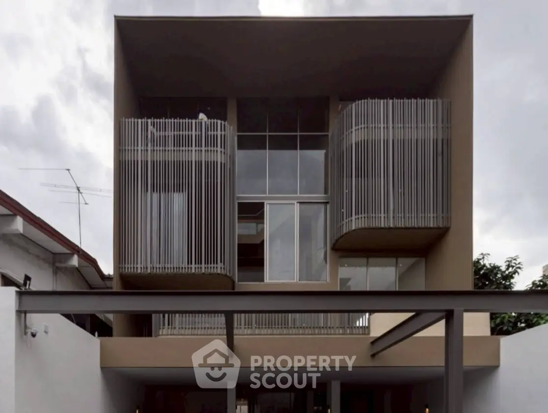 Screenshot 2025-12-18 195647.png