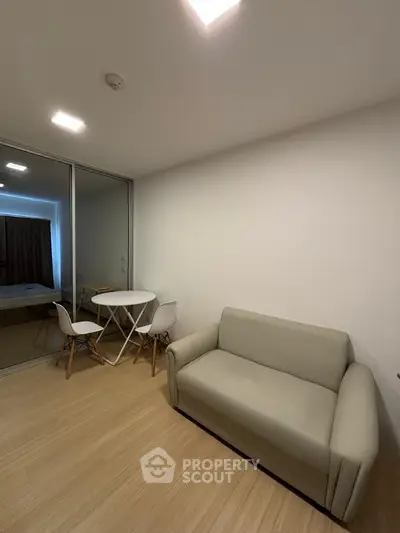 image_rental-30615861