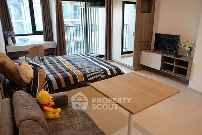 Fully Furnished 1 Bedroom Condo at Knightsbridge พหลโยธิน อินเตอร์เชนจ์ Livingroom