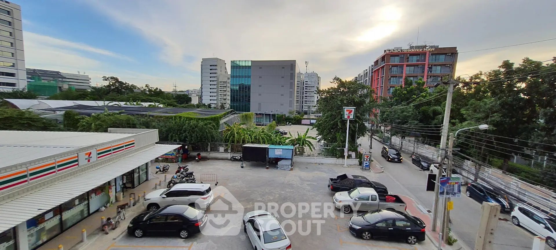 The Cube Plus Chaengwattana