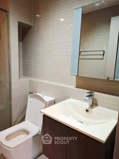 Modern bathroom with sleek fixtures and elegant design