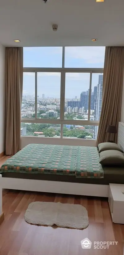 Fully Furnished 1 Bedroom Condo at Ideo Verve Sukhumvit-2